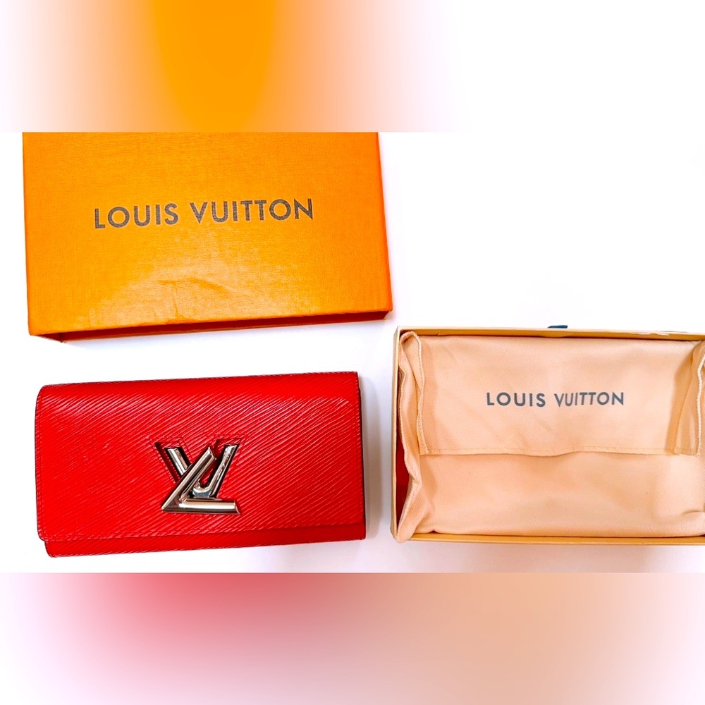 Flash sale LV wallet $100
